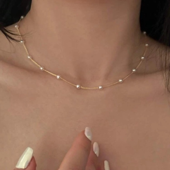 Jewelry - 🎉 New Gold Chain Pearl Choker Necklace